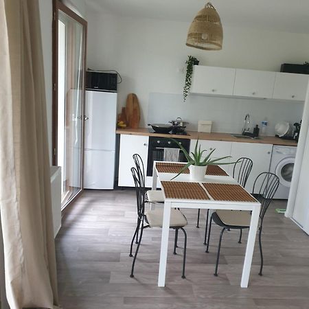 Allee Des Cedres Villepinte  Kültér fotó